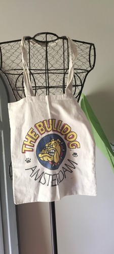 The bulldog amsterdam sacca - amsterdam,